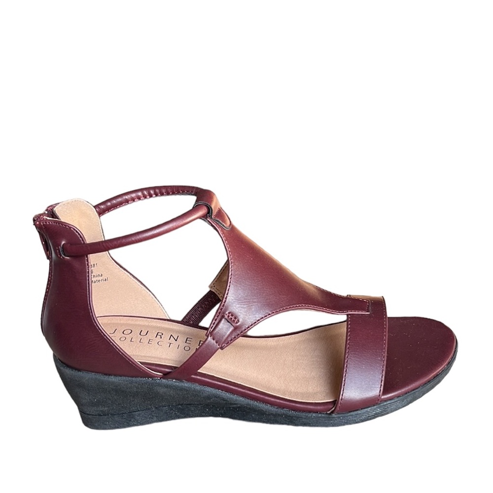 Journee Collection Trayle Wedge Sandal